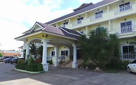 Monrawee Pavilion Resort
